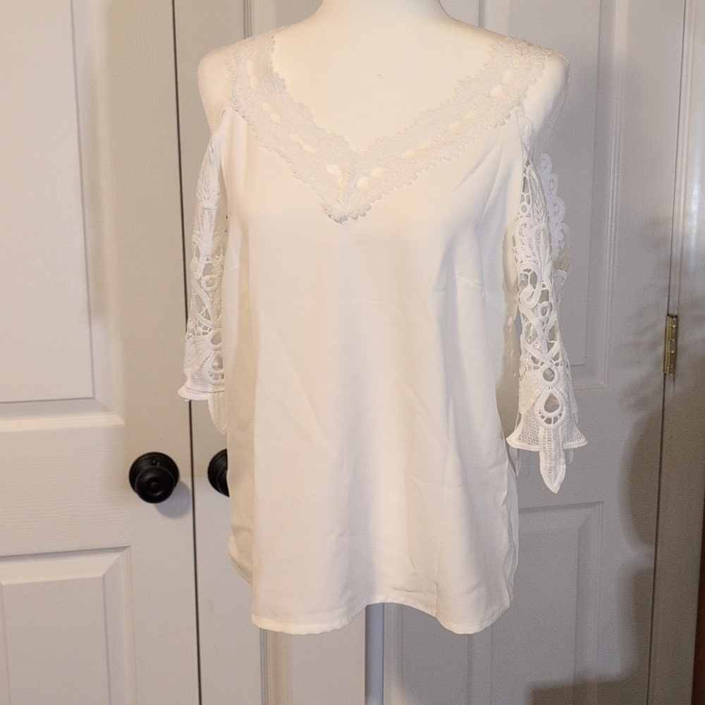White Cold Shoulder V Neck Top With 3/4 Lace Sleeves